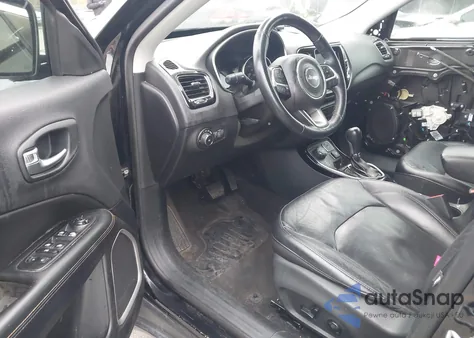 2018 Jeep Compass Limited 4X4 z USA, uszkodzony, nr VIN 3C4NJDCB7JT115299